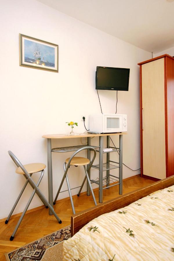 Apartments And Rooms By The Sea Racisce, Korcula - 4341 Exteriér fotografie
