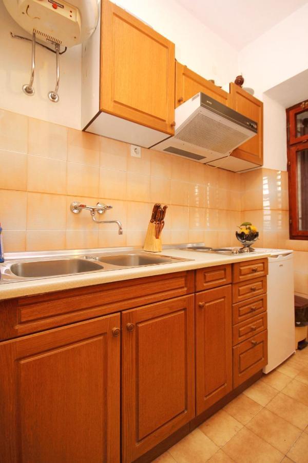 Apartments And Rooms By The Sea Racisce, Korcula - 4341 Exteriér fotografie